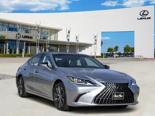 2025 Lexus ES 300h Base