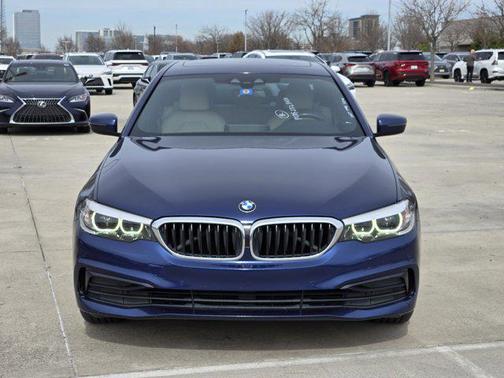 2019 BMW 530 530i
