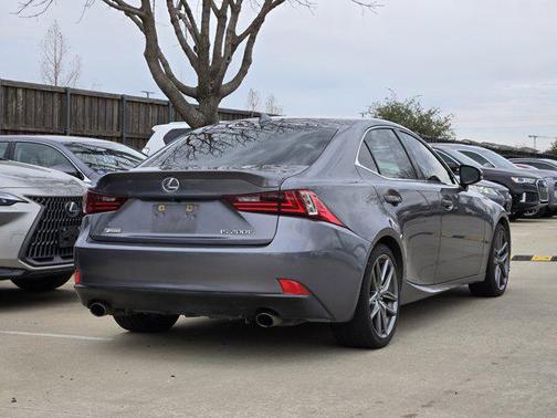 2016 Lexus IS 200t F Sport