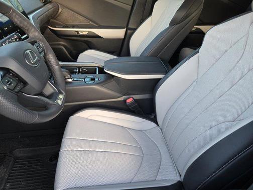 2024 Lexus TX 500h F SPORT Premium