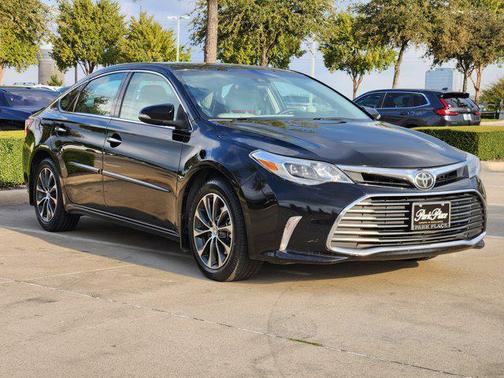 2017 Toyota Avalon XLE