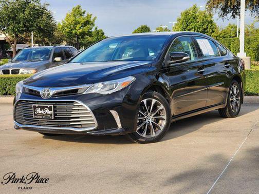 2017 Toyota Avalon XLE