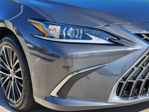 2024 Lexus ES 350 Premium
