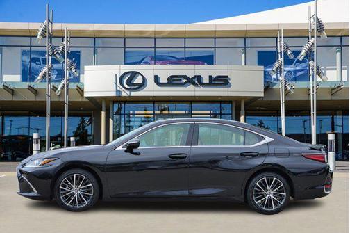2025 Lexus ES 300h Premium
