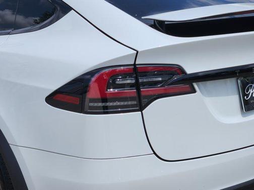 2023 Tesla Model X Plaid Tri Motor All-Wheel Drive