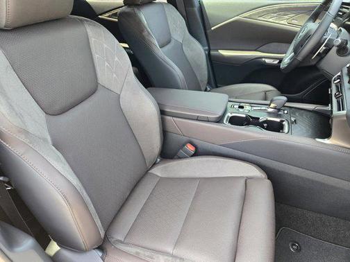 Iridium 2026 Lexus RX 450h+ Base