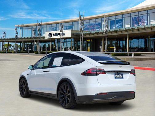 2022 Tesla Model X Dual Motor All-Wheel Drive