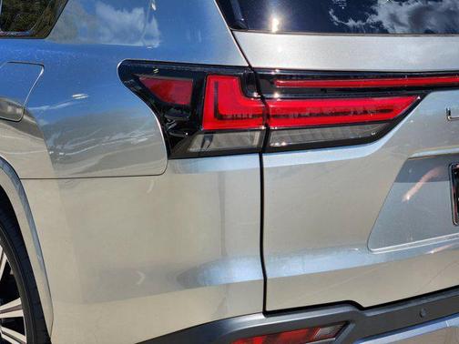2024 Lexus LX 600 Luxury