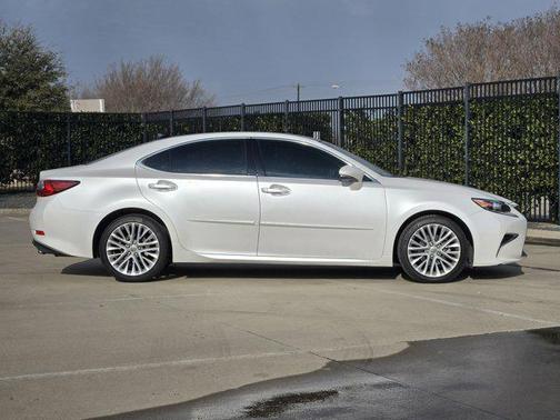 2017 Lexus ES 350 Base