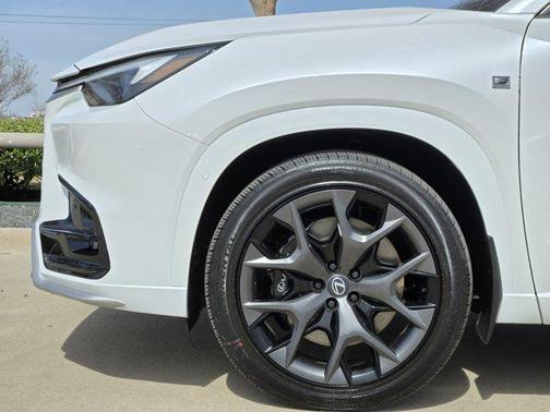 2026 Lexus TX 500h F SPORT Premium