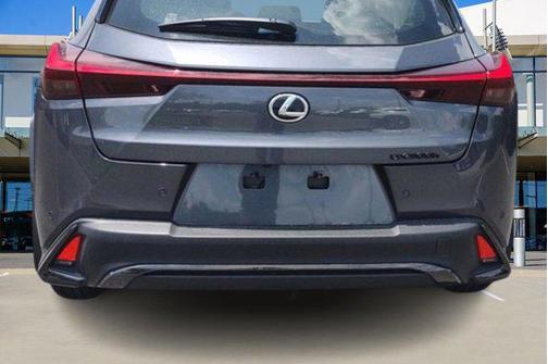 2025 Lexus UX 300h F SPORT Design