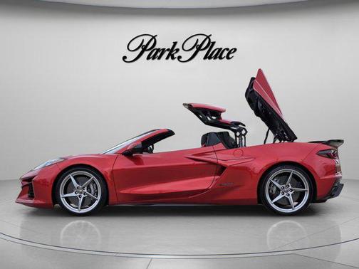 2025 Chevrolet Corvette E-Ray RWD Convertible 3LZ