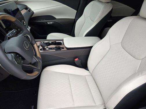 Matador Red Mica 2026 Lexus RX 350h Premium+
