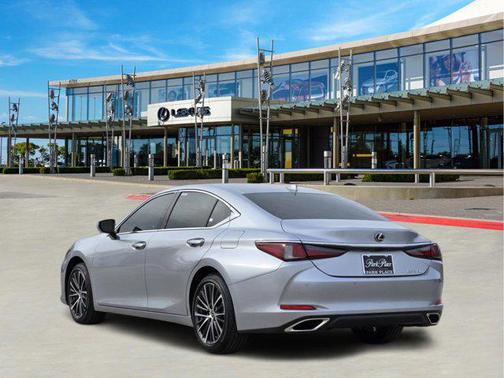 2025 Lexus ES 350 Base