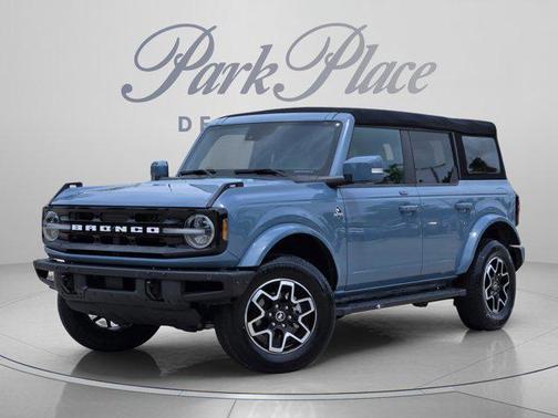 Area 51 2022 Ford Bronco Outer Banks