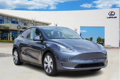 2022 Tesla Model Y Long Range Dual Motor All-Wheel Drive