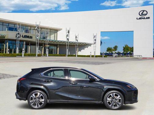 2025 Lexus UX 300h Premium