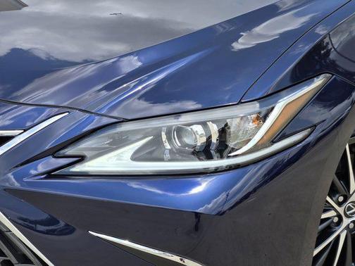 2025 Lexus ES 350 Base