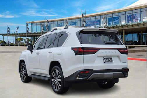 2025 Lexus LX 600 Luxury