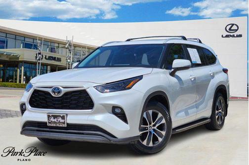 2023 Toyota Highlander XLE