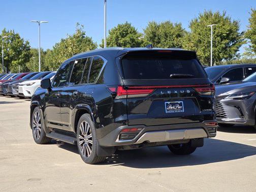 2025 Lexus LX 600 Luxury