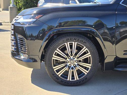 2025 Lexus LX 600 Luxury