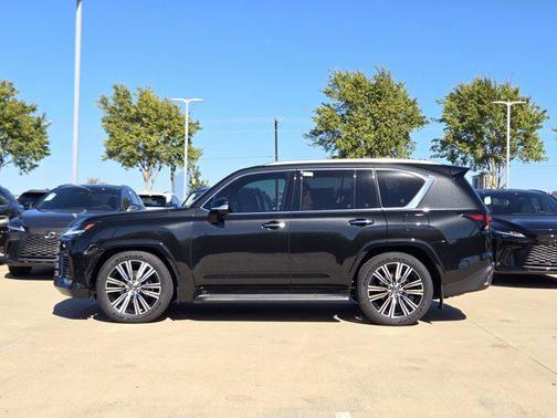 2025 Lexus LX 600 Luxury