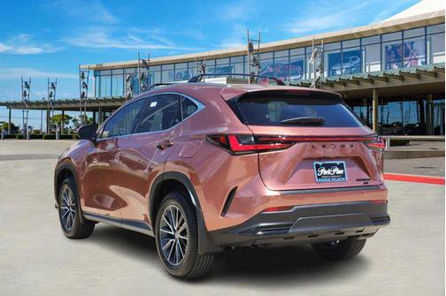 2025 Lexus NX 350h Premium