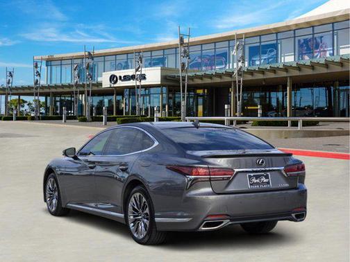 2018 Lexus LS 500 Base