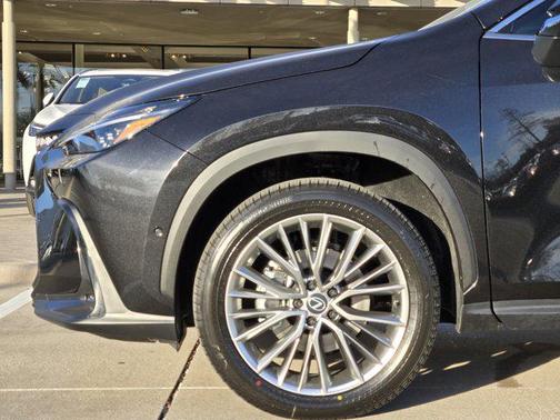 2026 Lexus NX 350h Luxury