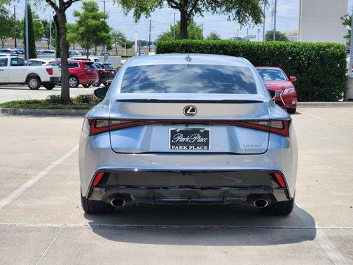 2022 Lexus IS 350 Base