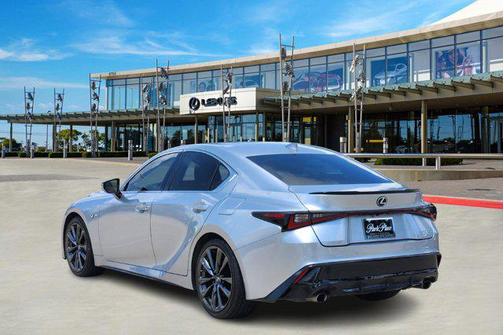 2022 Lexus IS 350 Base