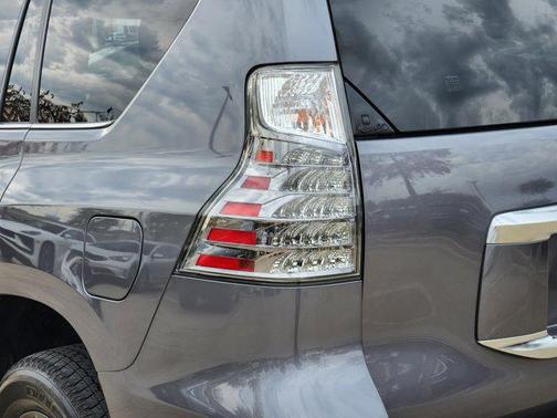 2023 Lexus GX 460 Premium