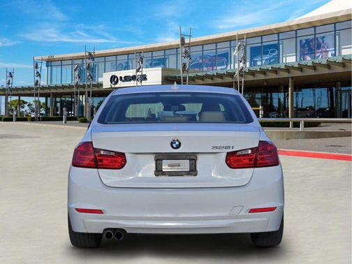 2015 BMW 328 328i