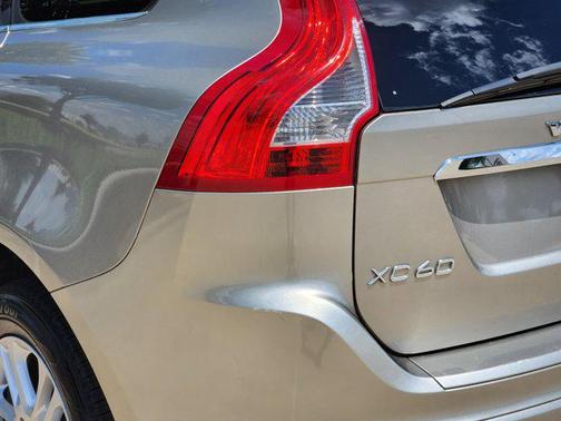 2016 Volvo XC60 T5 Premier