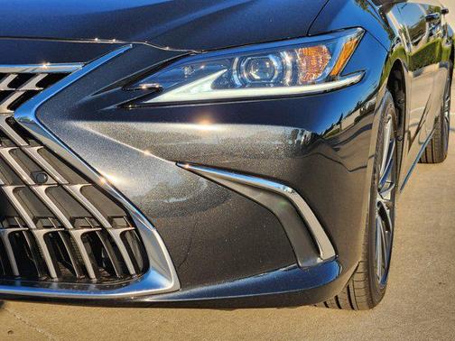 2025 Lexus ES 350 Base