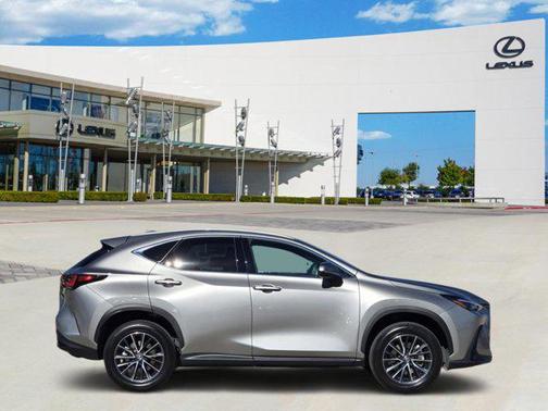 2025 Lexus NX 250 Base