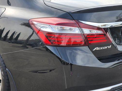 2017 Honda Accord Hybrid Touring