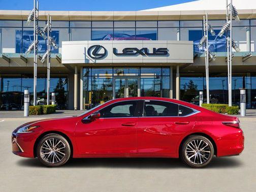 2025 Lexus ES 350 Base