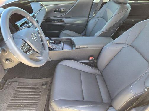 2023 Lexus ES 350 Base