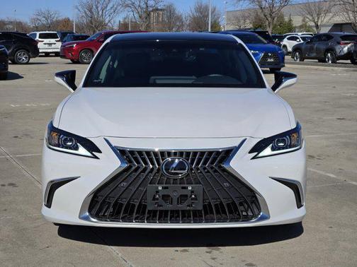 2023 Lexus ES 350 Base