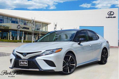 2020 Toyota Camry XSE