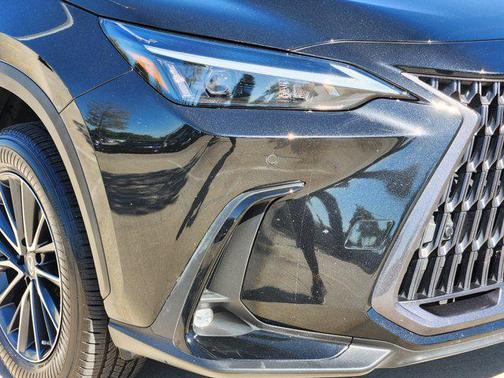 2022 Lexus NX 350h Premium