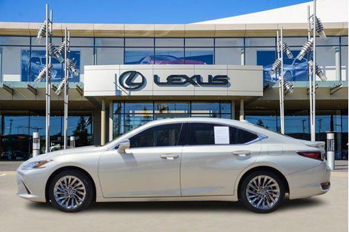 2024 Lexus ES 300h Ultra Luxury