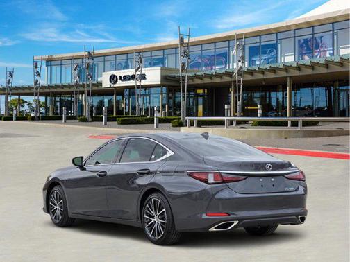 2025 Lexus ES 350 Base