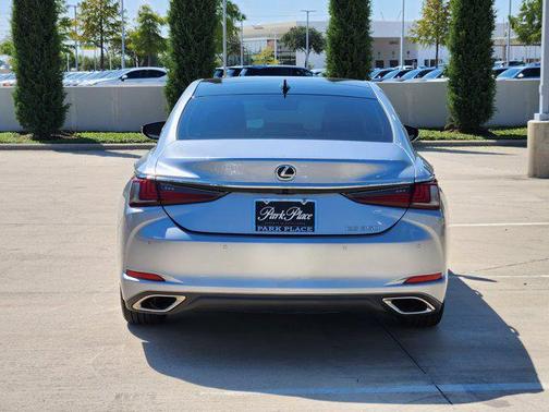2025 Lexus ES 350 Premium