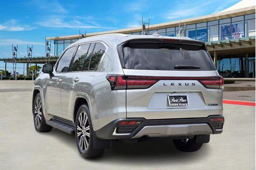 2025 Lexus LX 600 Luxury