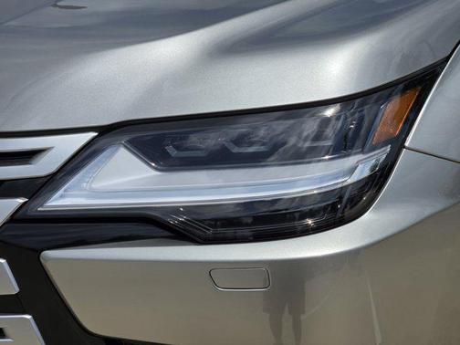 2025 Lexus LX 600 Luxury