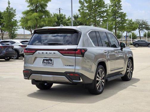 2025 Lexus LX 600 Luxury