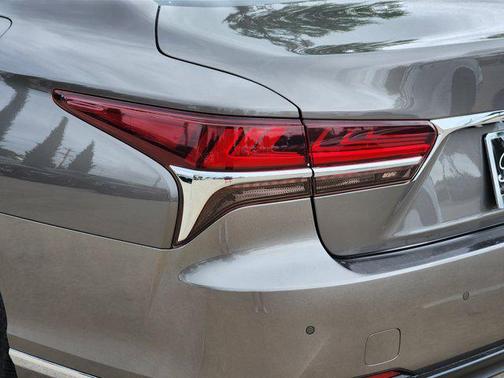 2019 Lexus LS 500 F Sport